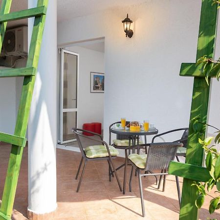 Apartments Oliva Пореч Экстерьер фото