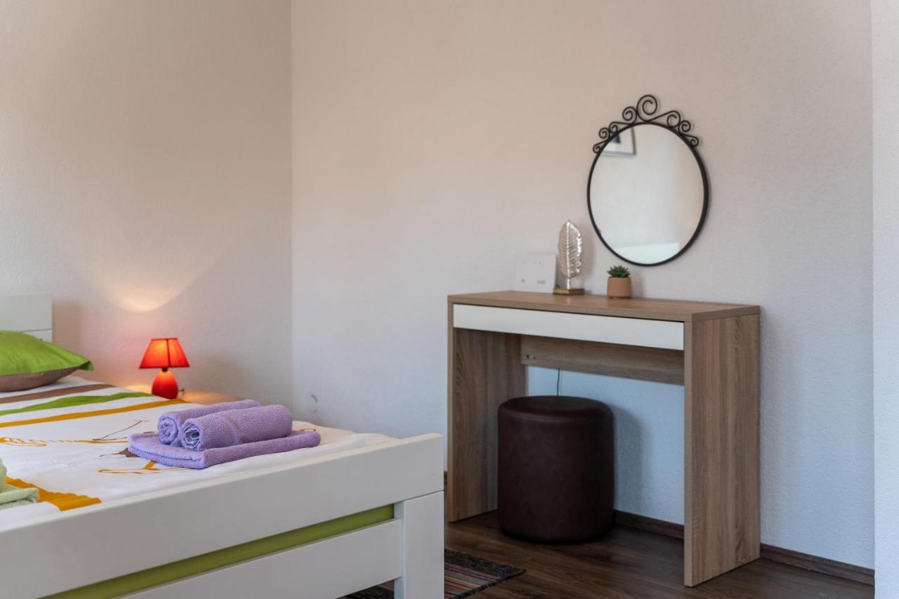 Apartments Oliva Пореч Экстерьер фото